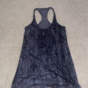 Lululemon tank, 4